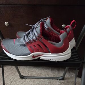 Nike Presto Red and Black Sneakers